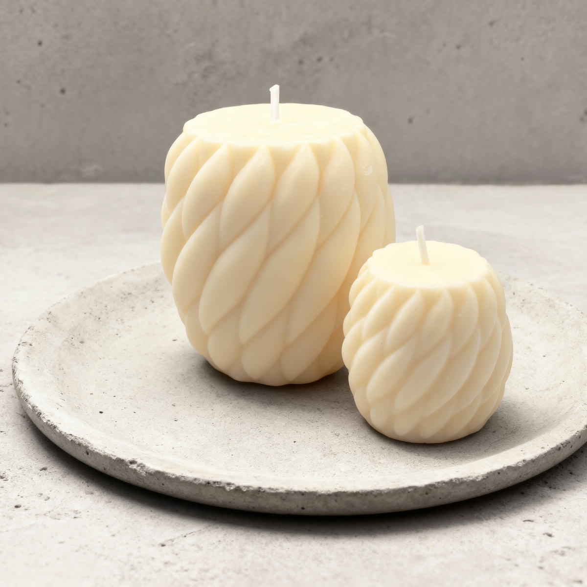 Zestaw Ozdobna świeca sojowa do salonu Filar Kłębek S+M zapachowa Blue Haze