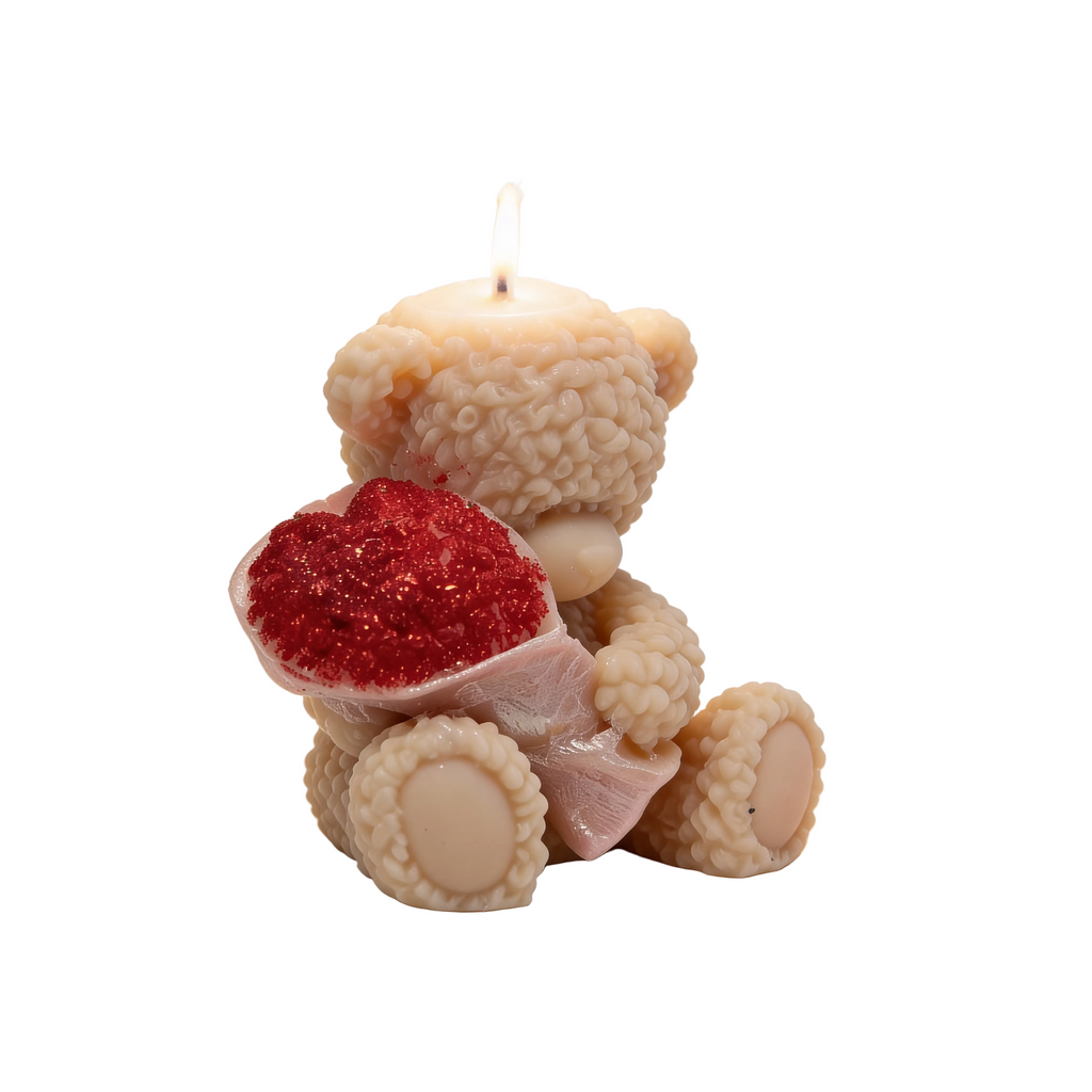 Decorative Bear Soy Candle with a Bouquet of Roses 117g