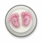 Sojakerze „Rosa Füßchen“ zur Babyshower für ein Mädchen, Duft „Soft Linen“, 50 g