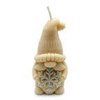Vánoční sójová svíčka Figurka Skřítek se sněhovou vločkou s vůní Christmas Home 60g