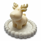Kalėdinė sojų vaško žvakė „Rudolfo elnio“ figūrėlė, kvapas „Christmas Home“, 130g
