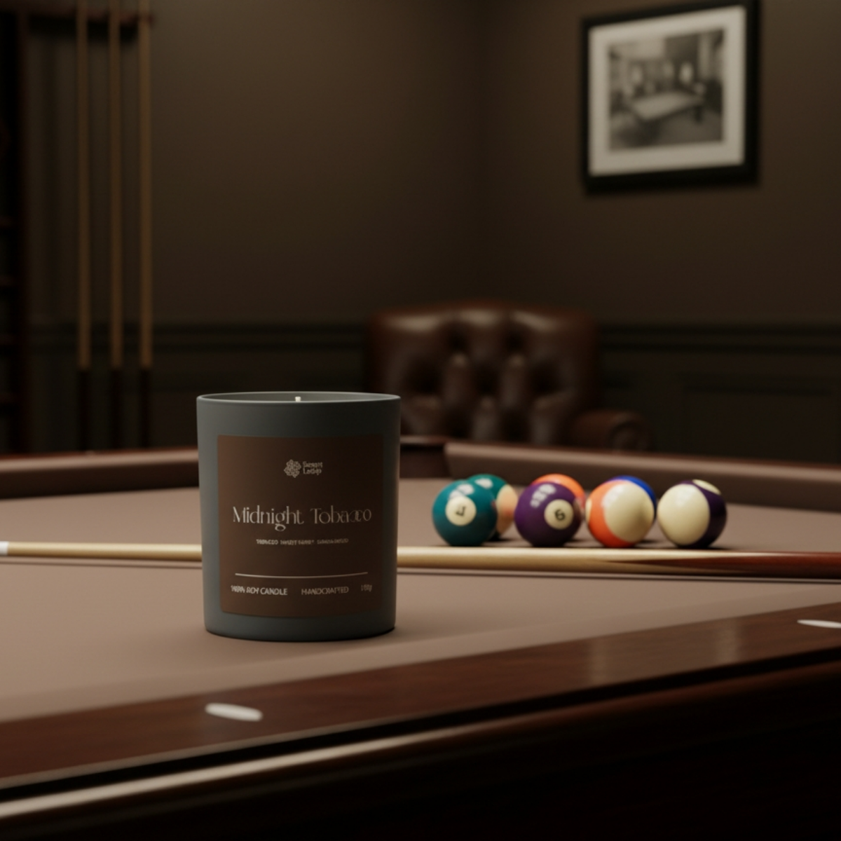 Świeca sojowa zapachowa Midnight Tobacco Regular 150g