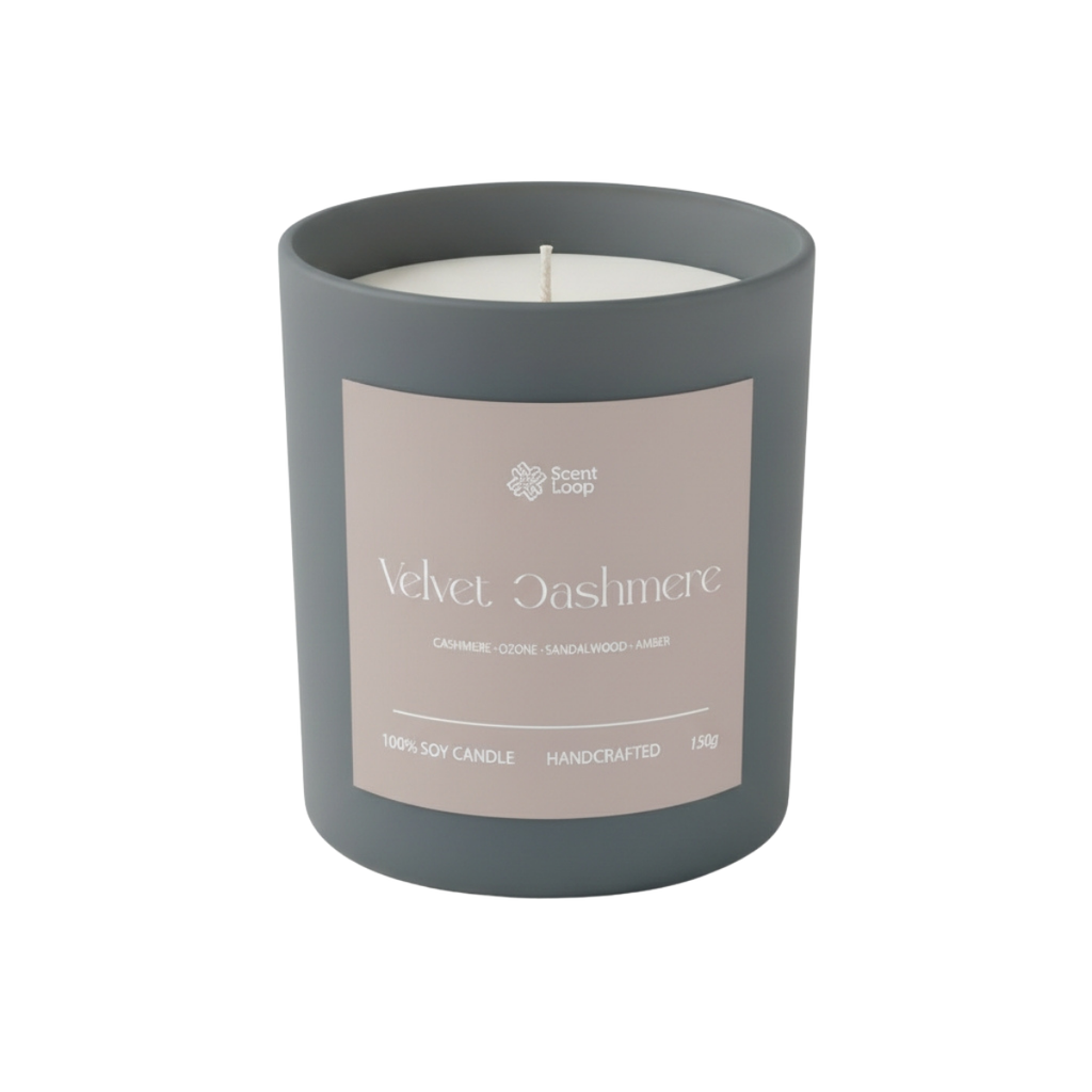Świeca sojowa zapachowa Velvet Cashmere Regular 150g