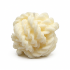 Dekorativní sójová svíčka Kłębuszek v podzimně-zimní atmosféře s vůní Soft Linen 65g